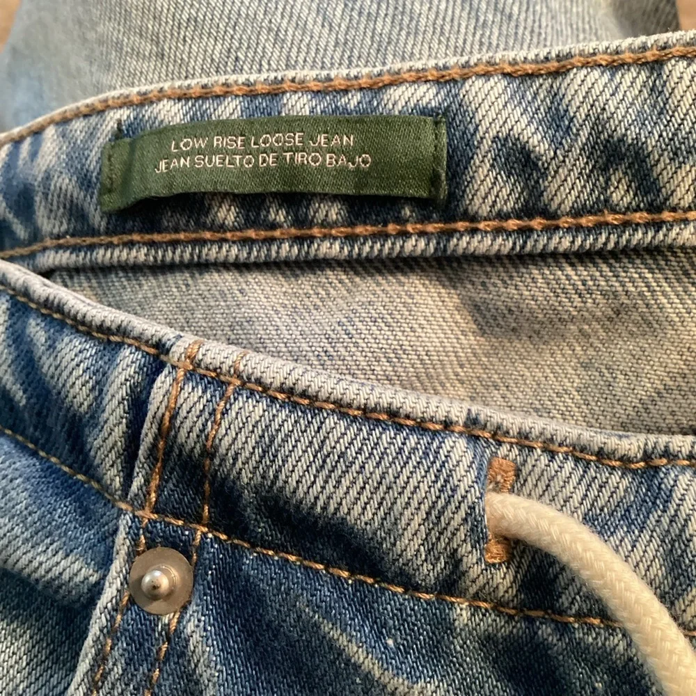 Wild Fable 🆕 Rigid Denim loose jeans, low rise, light wash. Cord waist tie,Small - Picture 7 of 11